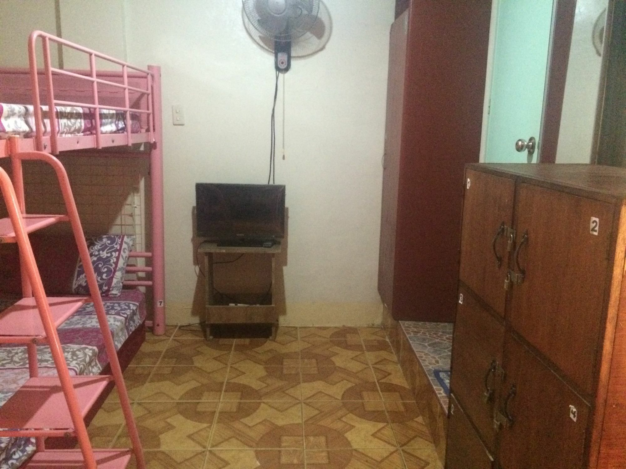 Hotel Lagrosa Backpackers à Coron Extérieur photo