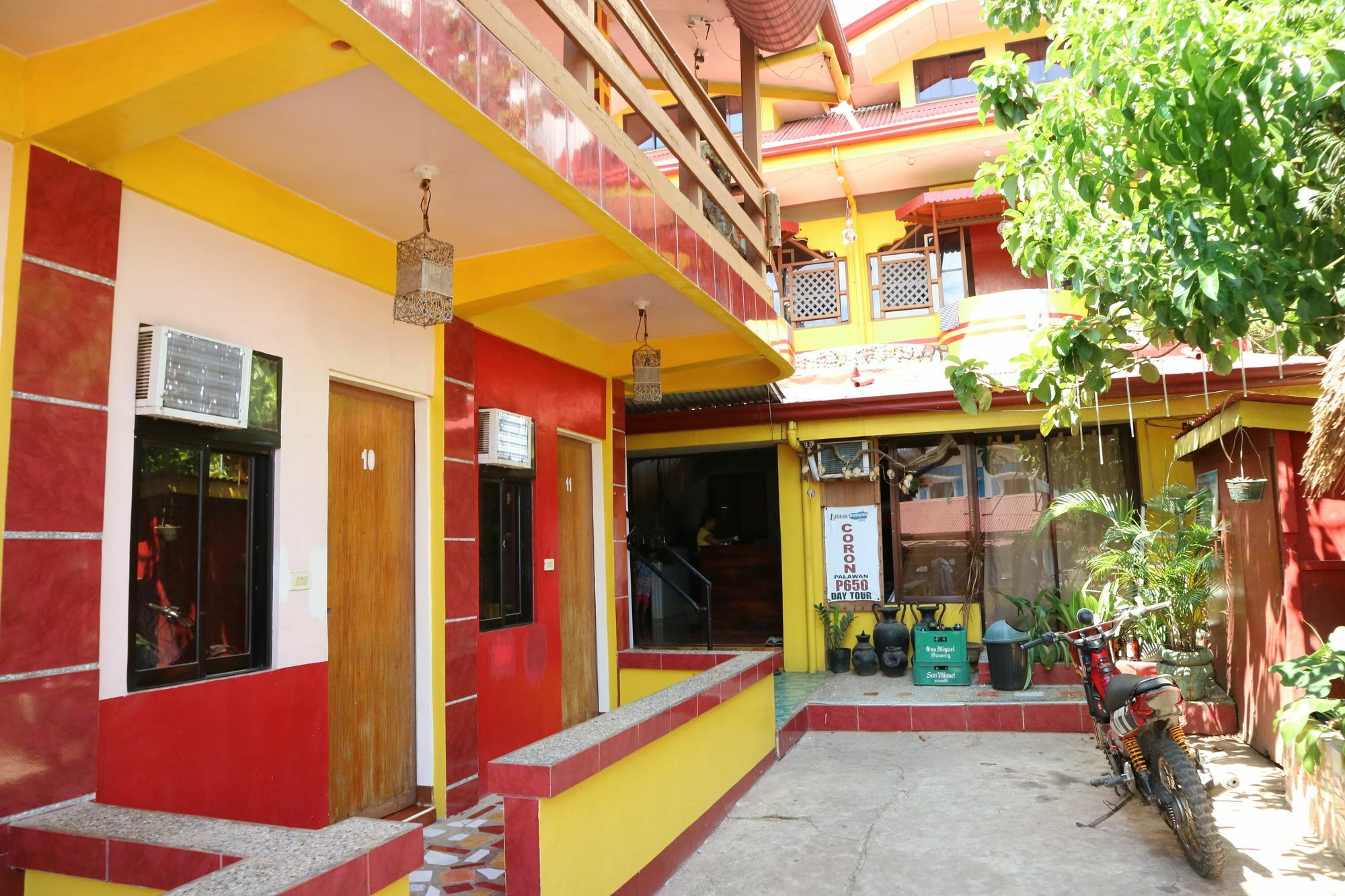 Hotel Lagrosa Backpackers à Coron Extérieur photo